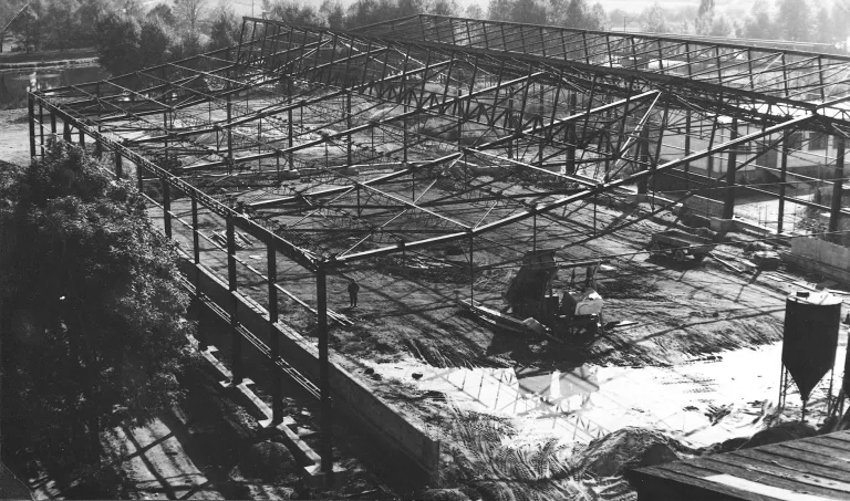 Historická fotografie zimního stadionu Nymburk
