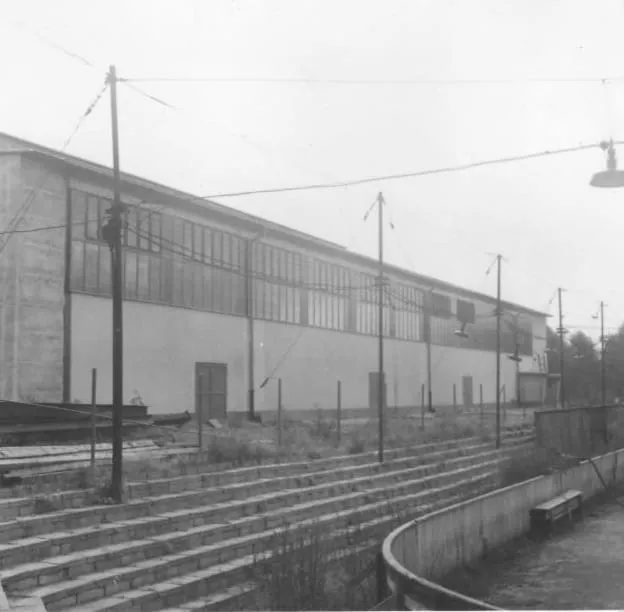Historická fotografie zimního stadionu Nymburk